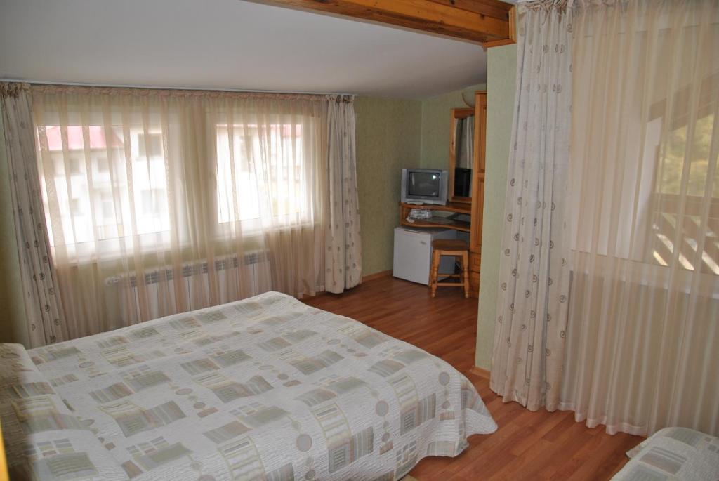 Family Hotel Shoky TsTschepelare Zimmer foto