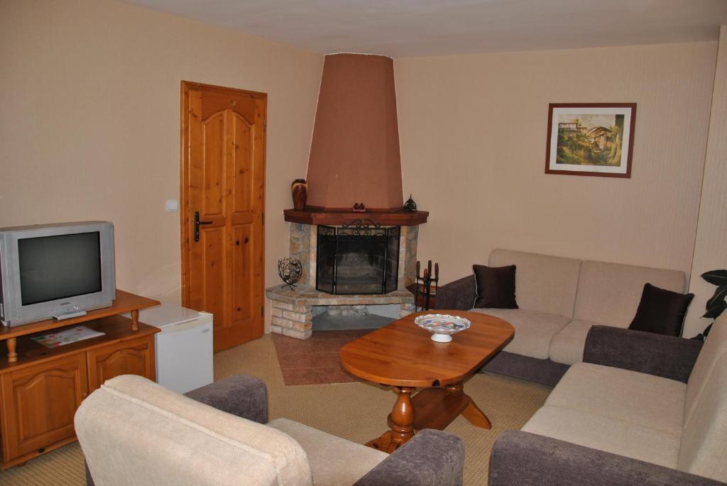 Family Hotel Shoky TsTschepelare Zimmer foto